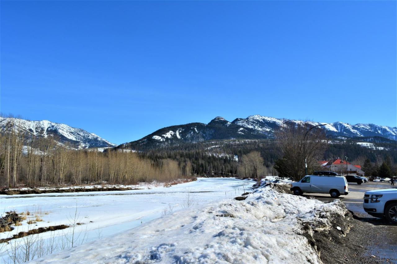 Fernie Stanford Resort エクステリア 写真