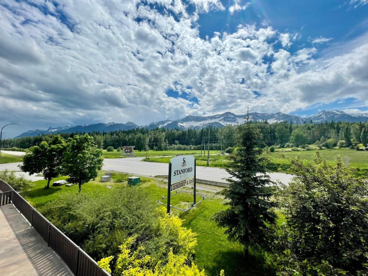 Fernie Stanford Resort エクステリア 写真