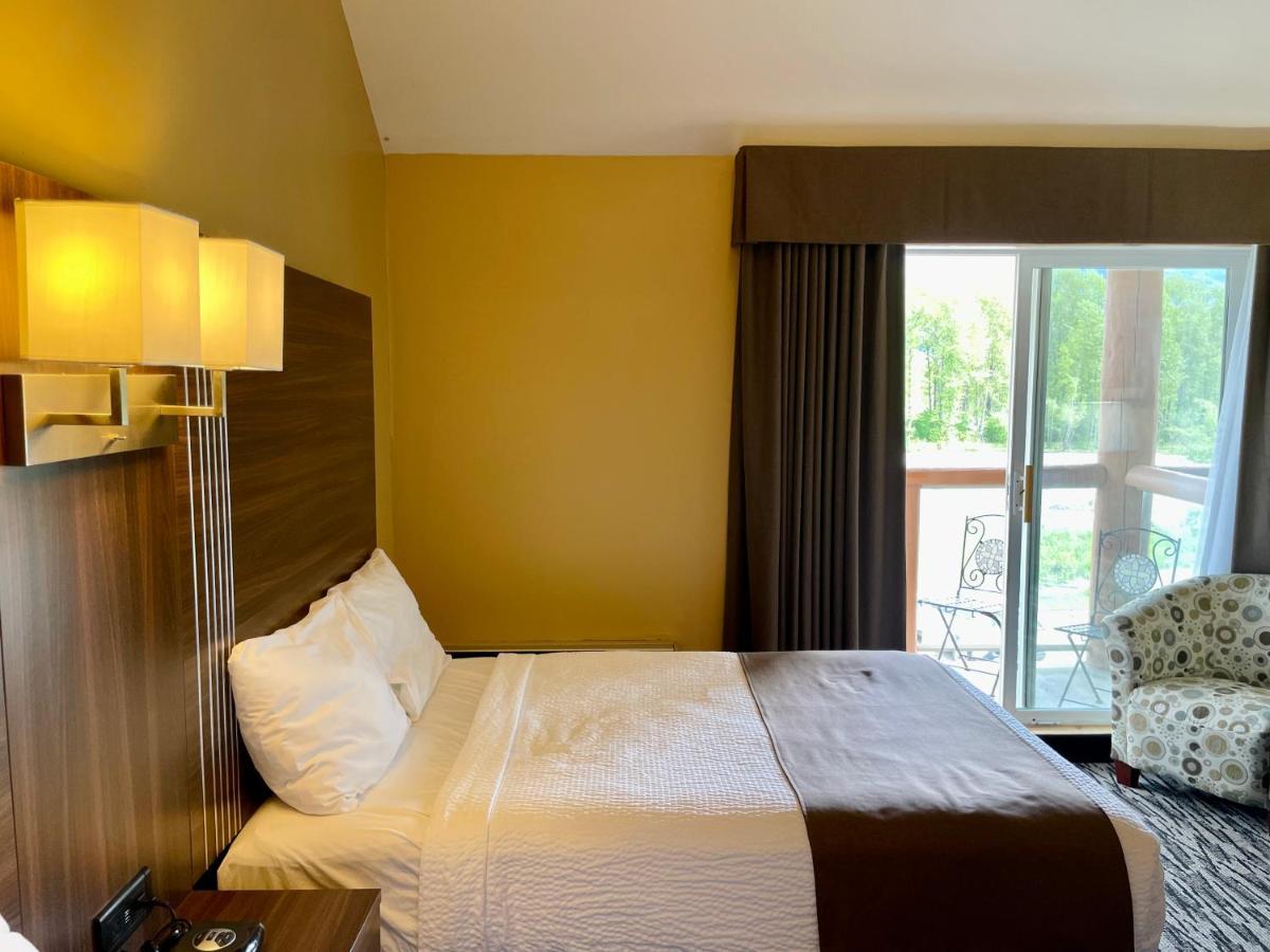 Fernie Stanford Resort エクステリア 写真