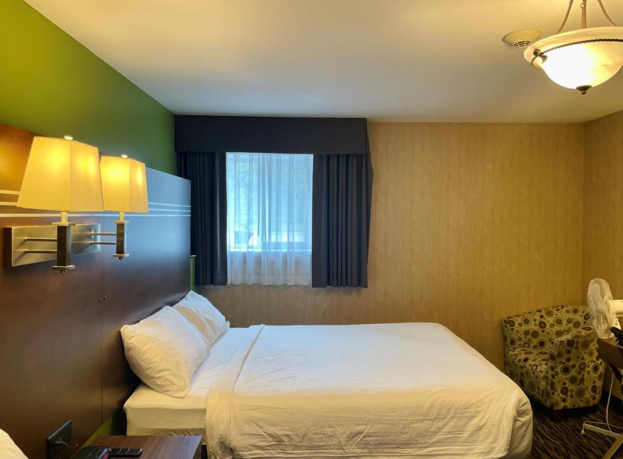 Fernie Stanford Resort エクステリア 写真