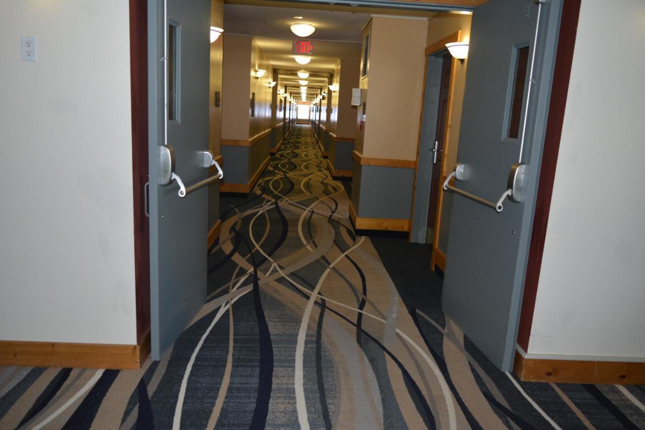 Fernie Stanford Resort エクステリア 写真